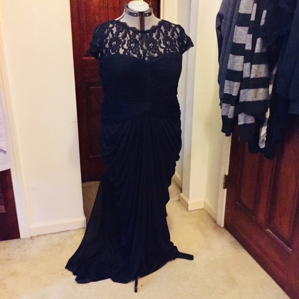 🌌 Dark Navy Adriana papell Evening Gown 🌃